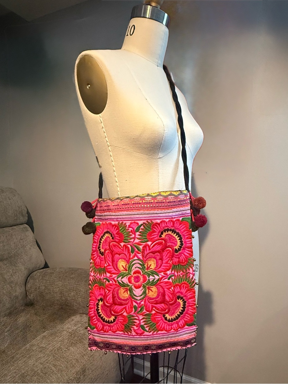 Mexican Embroidered Floral Crossbody Bag in Hot Pink 💖🌸